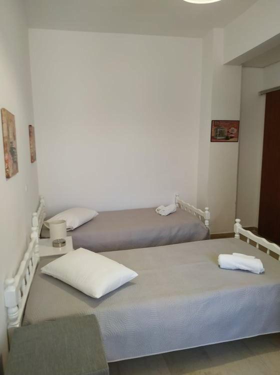 Nancy'S Rooms 고우비아 외부 사진
